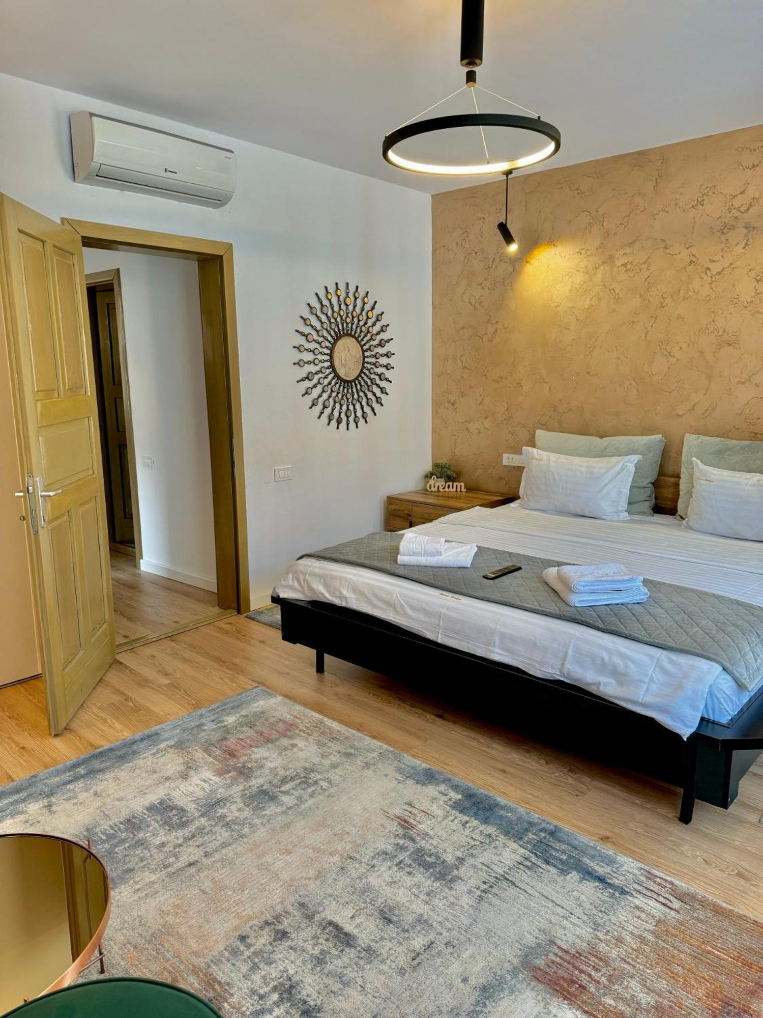 Blancris Boutique Apartment บราชอฟ ภายนอก รูปภาพ
