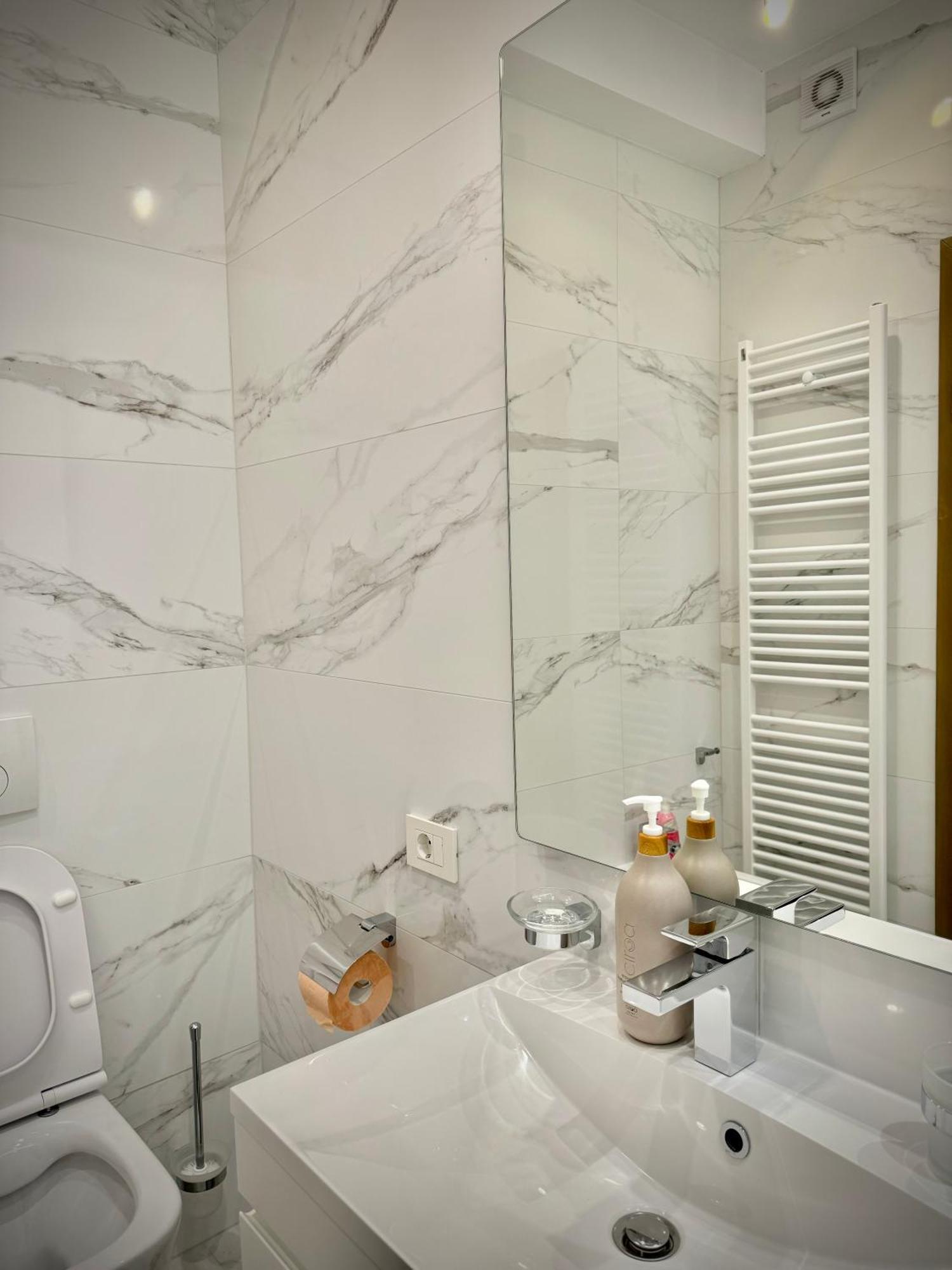 Blancris Boutique Apartment บราชอฟ ภายนอก รูปภาพ